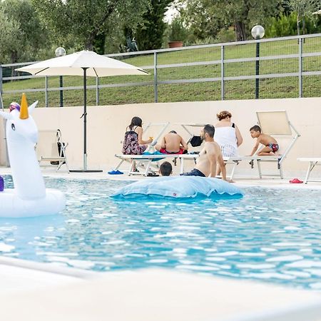 Il Casale Lonato - By Host4U Aparthotel Eksteriør bilde