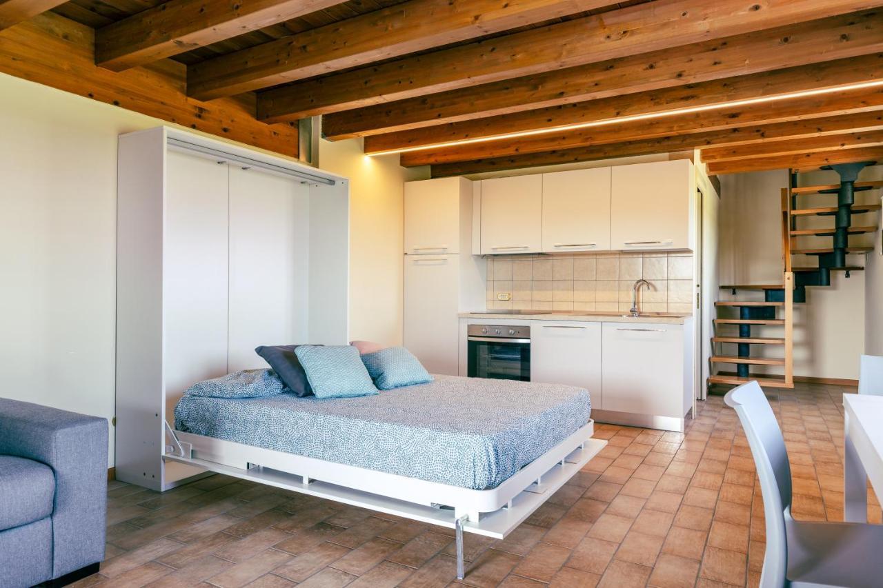 Il Casale Lonato - By Host4U Aparthotel Eksteriør bilde